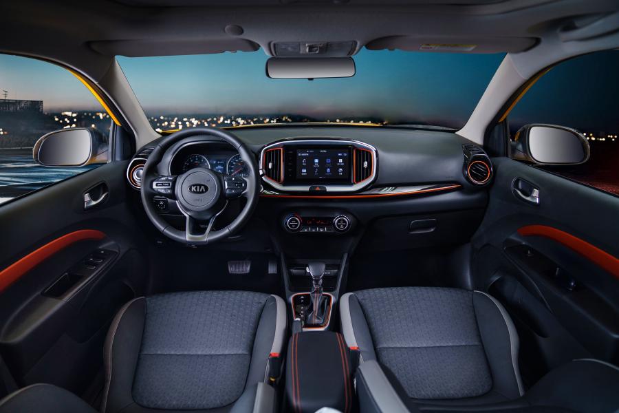 Торпедо Kia KX1 2018 года  (фото 4 из 8)